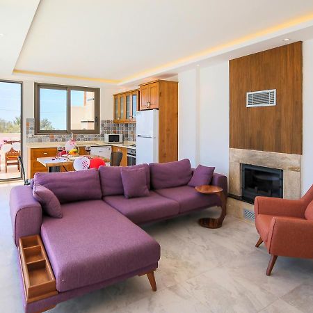 Villa 1 Sleeps 2 Honeymoon Isolated Infinity-Villa Orkide Uzumlu  Eksteriør billede