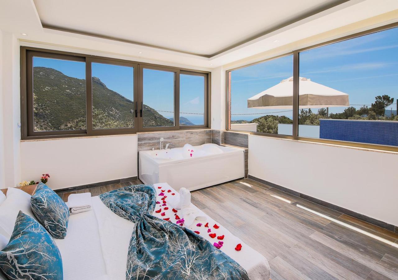Villa 1 Sleeps 2 Honeymoon Isolated Infinity-Villa Orkide Uzumlu  Eksteriør billede