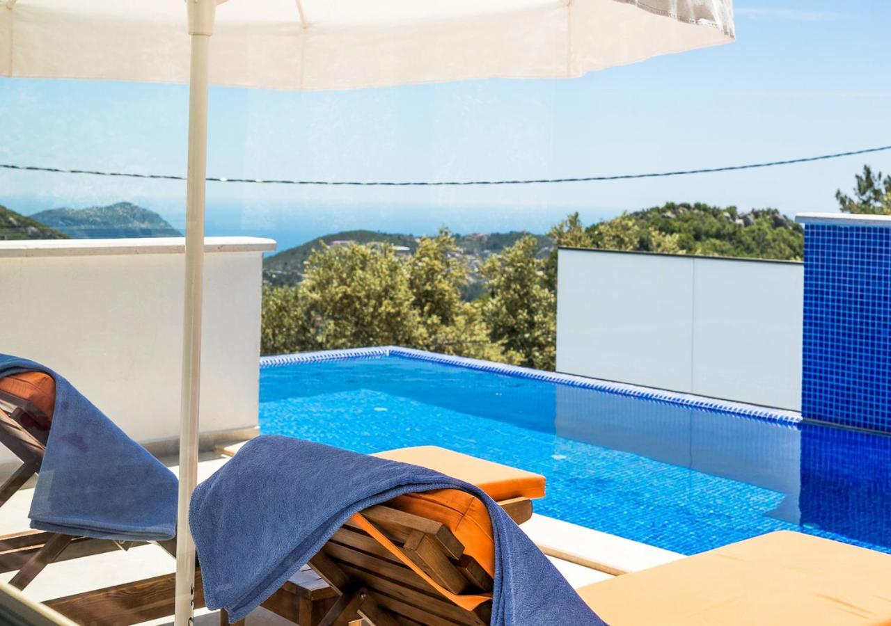 Villa 1 Sleeps 2 Honeymoon Isolated Infinity-Villa Orkide Uzumlu  Eksteriør billede
