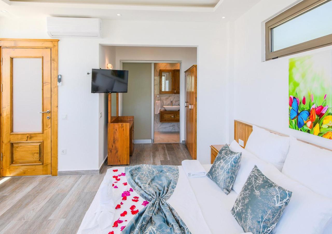 Villa 1 Sleeps 2 Honeymoon Isolated Infinity-Villa Orkide Uzumlu  Eksteriør billede
