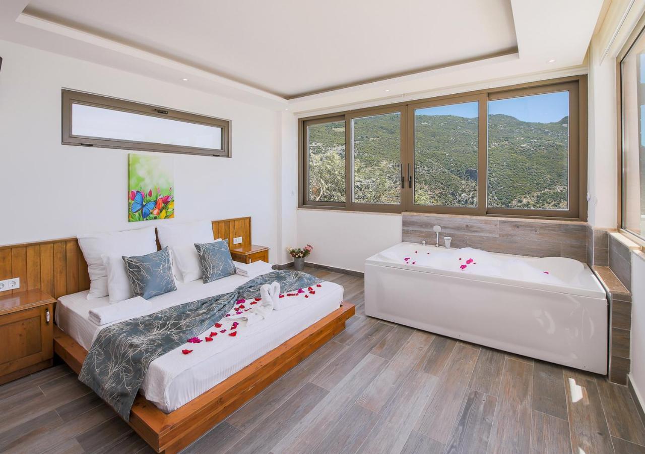 Villa 1 Sleeps 2 Honeymoon Isolated Infinity-Villa Orkide Uzumlu  Eksteriør billede